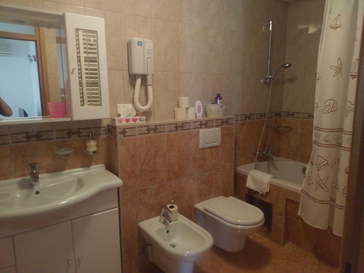 Apartment Lucija Betina  Buitenkant foto
